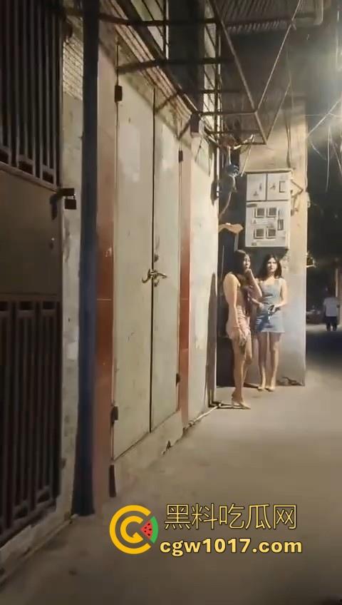 好酒不怕时间长，好妓不怕巷子深，瓜友深夜探索广东汕头小巷子，越往后越惊喜，质量还可以啊！  第2张