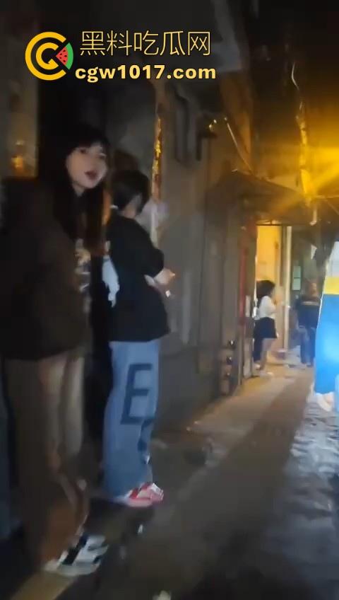好酒不怕时间长，好妓不怕巷子深，瓜友深夜探索广东汕头小巷子，越往后越惊喜，质量还可以啊！  第6张
