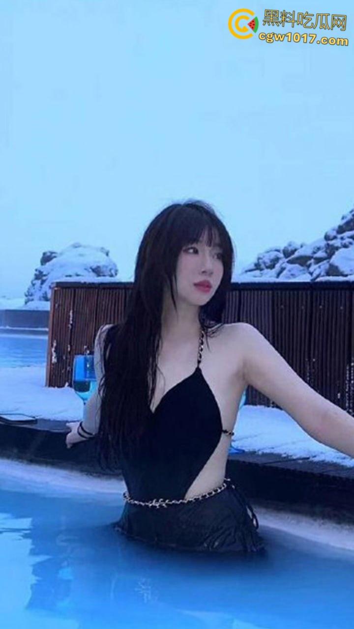 约炮大神【fkabuto】，约操江苏神仙颜值女大学生，白虎嫩穴一插白浆都流出来了，多姿势爆操浪叫不止！  第3张