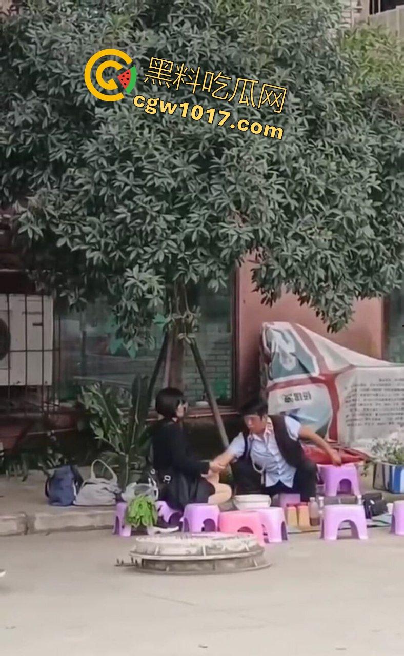 公园摆摊算命，算命大师哄骗极品小仙女，揉胸抠穴就能断知福祸，趁机揩油过足手瘾，我现在学算命来得及吗？  第8张