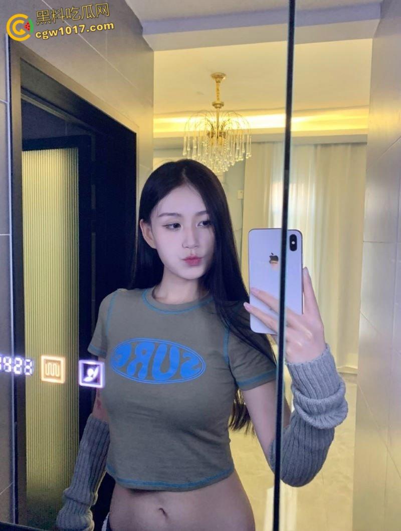 富二代约炮大神【fkabuto】，约操杭州176长腿车模，吃棒吞精翘臀后入，纯天然奶子Q弹晃荡甩到下巴！  第1张