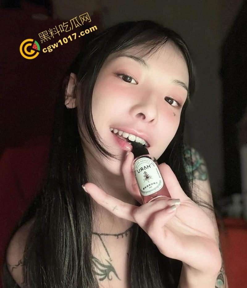 极品符文战士【路奈】自拍性爱视频流出：口技无双被网友疯狂点赞，粉嫩奶头与男友鸡巴共舞，淫靡画面震惊全网！  第5张