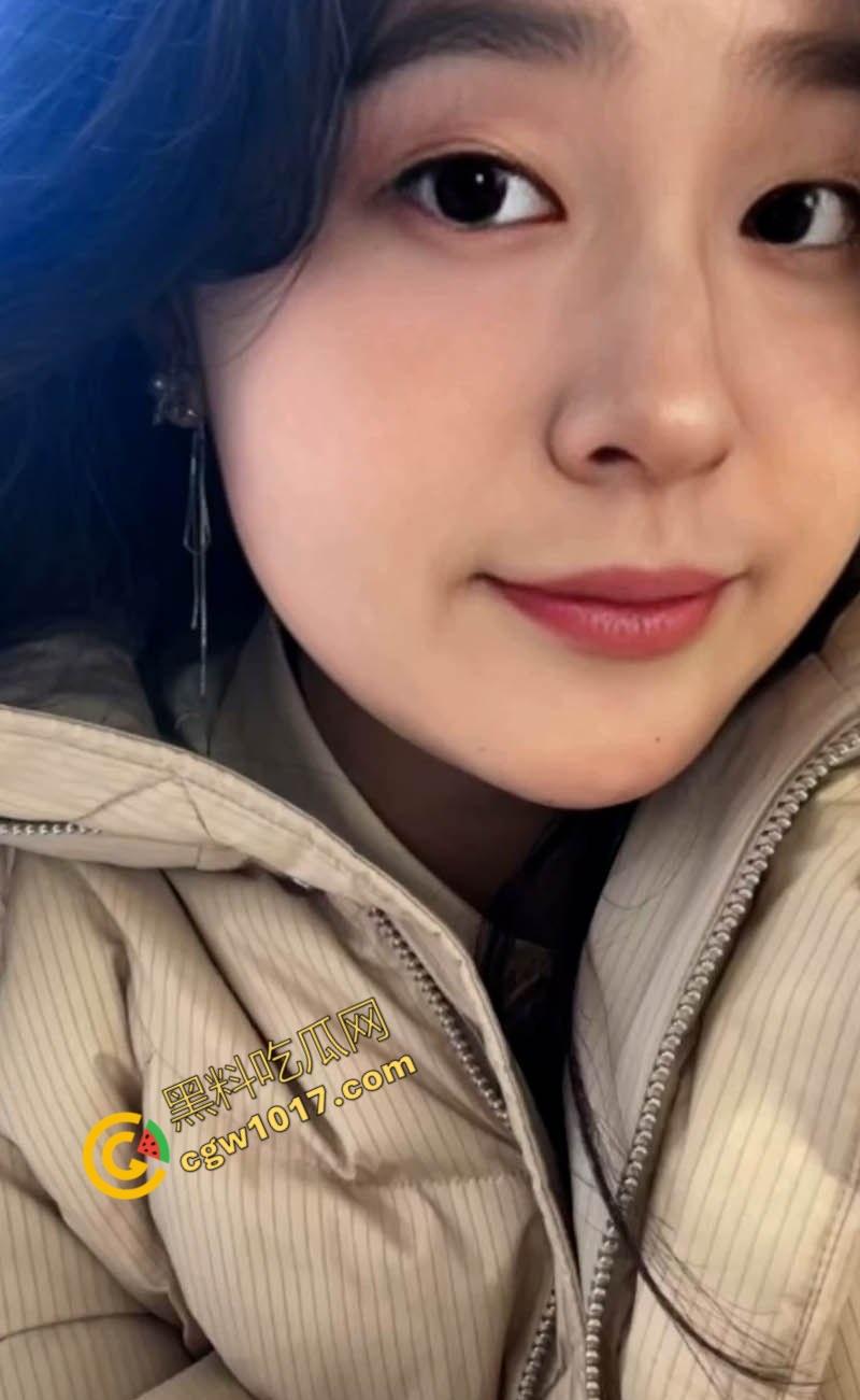 湖南师范大学母狗【张玥】性爱视频被曝！腿长腰细性感妖娆，多姿势爆操白浆四溢，浓精洒满娇颜！  第2张