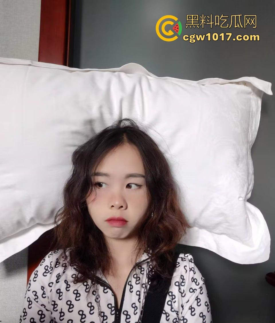 我的性感反差女友【康悠悠】性爱视频曝光，清纯可爱淫荡母狗，骑乘上位疯狂扭动，湿润私处闪耀光芒，大胆放纵！  第2张