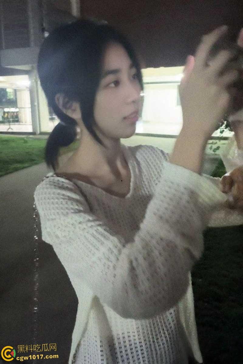 成都高颜值舞蹈老师【林渝】，难以抵抗金钱诱惑，堕落为金主性奴，胯下侍奉爆筋肉棒，口技十分了得！  第5张