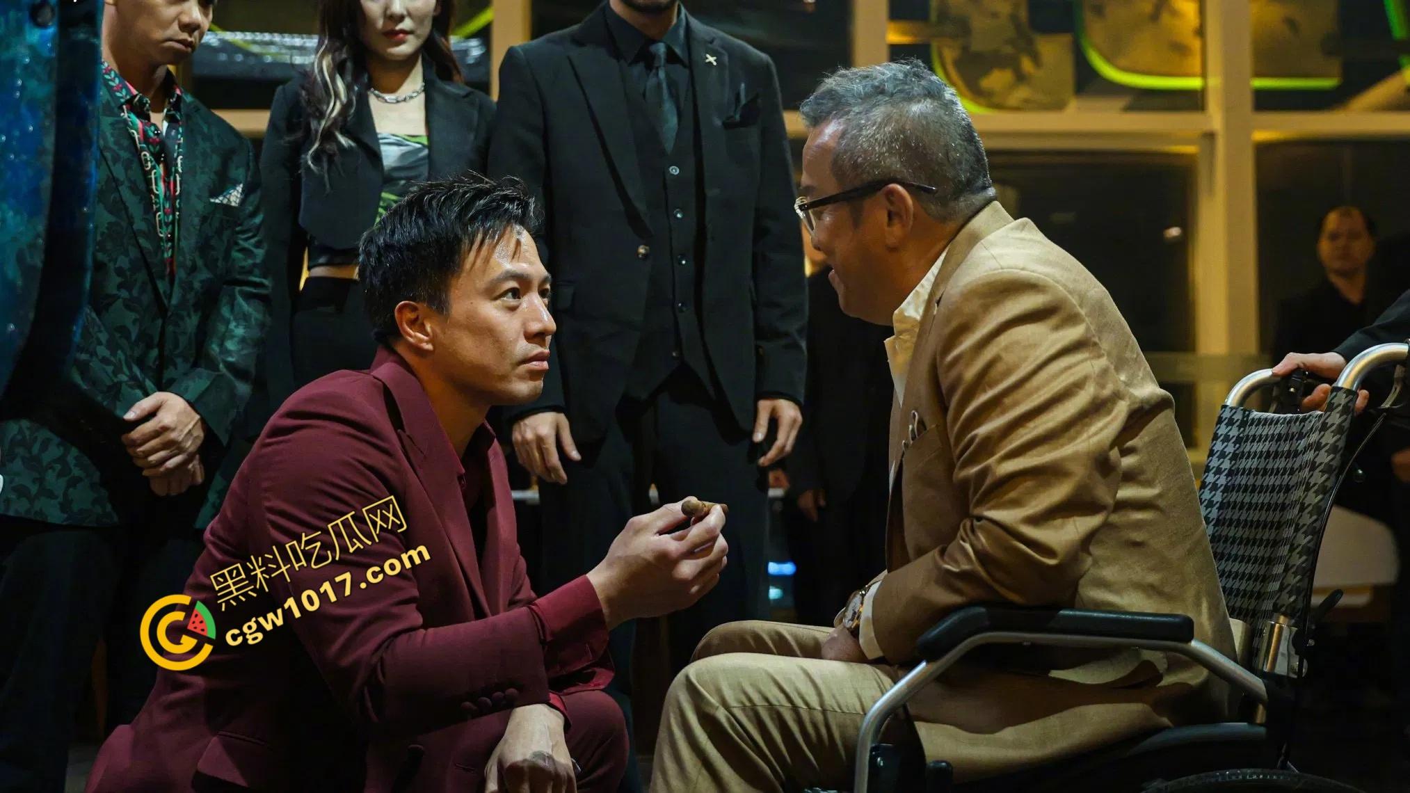 香港经典动作冒险电影《黑白潜行》：黑暗潜伏，精彩打斗，香港黑帮的血腥赌注！  第6张