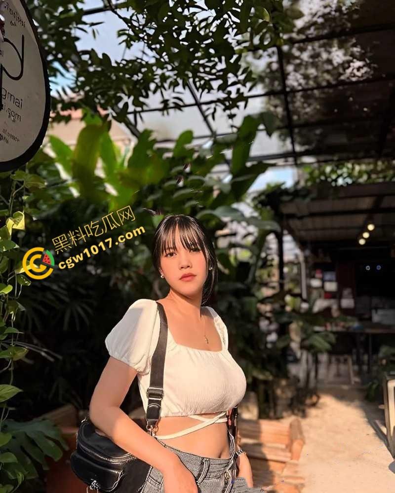 湖南36G巨乳嫩妹背着男友旅游约炮视频流出！极品身材榨精神器，被金主无套爆操，淫水直流，香艳视频爆红网络！  第1张