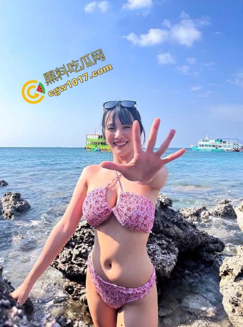 湖南36G巨乳嫩妹背着男友旅游约炮视频流出！极品身材榨精神器，被金主无套爆操，淫水直流，香艳视频爆红网络！  第2张