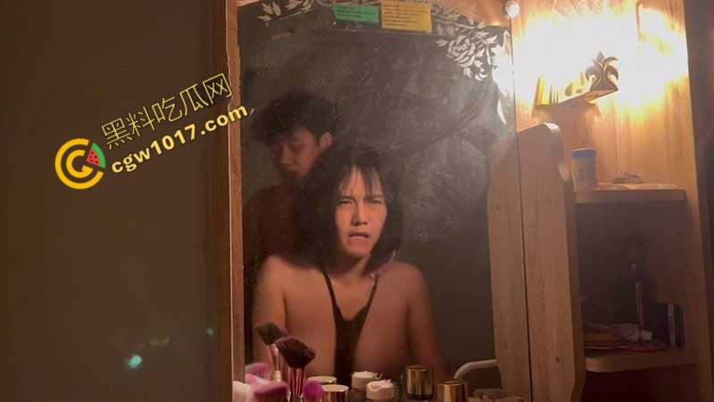 湖南36G巨乳嫩妹背着男友旅游约炮视频流出！极品身材榨精神器，被金主无套爆操，淫水直流，香艳视频爆红网络！  第5张