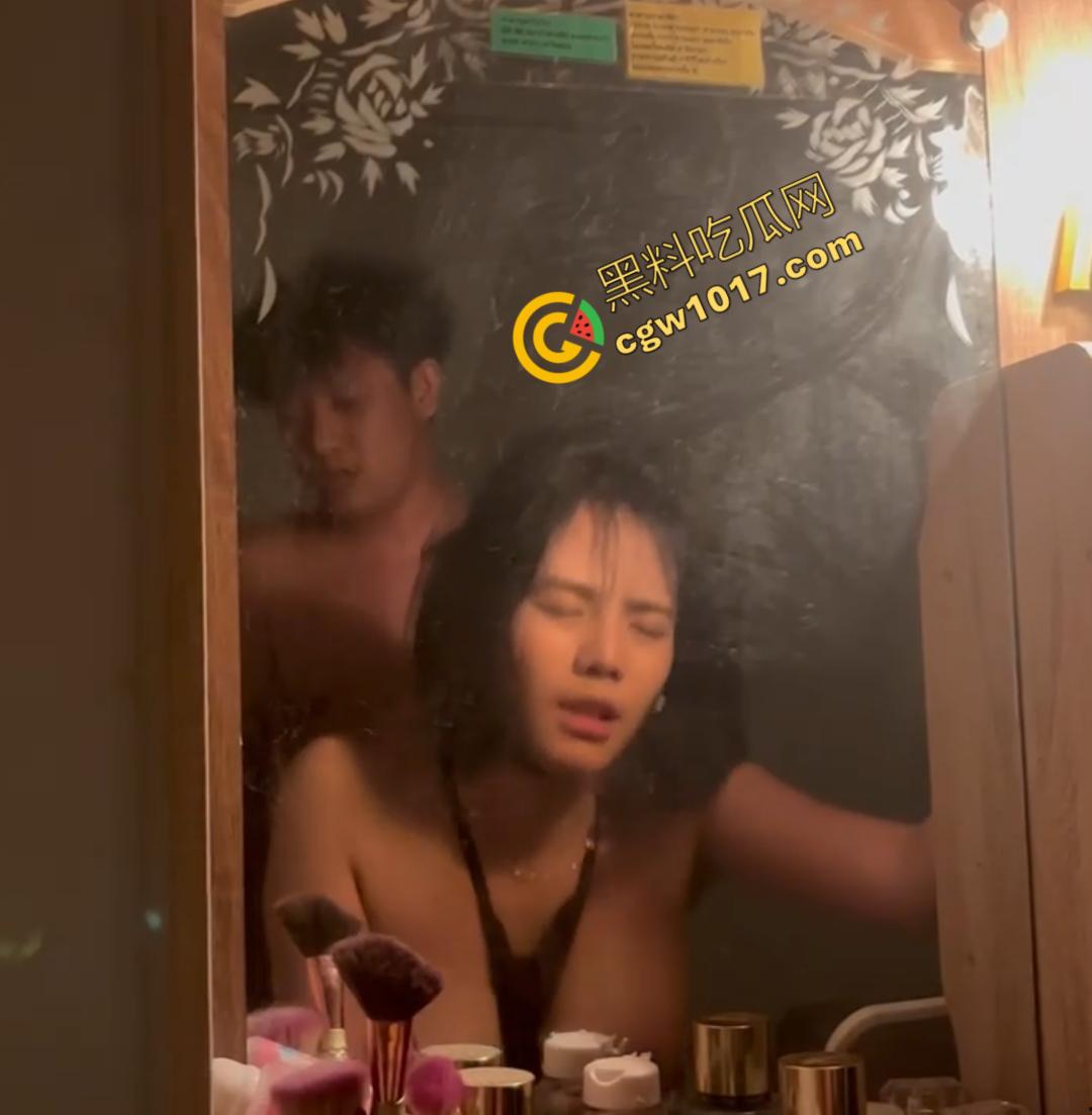 湖南36G巨乳嫩妹背着男友旅游约炮视频流出！极品身材榨精神器，被金主无套爆操，淫水直流，香艳视频爆红网络！  第6张