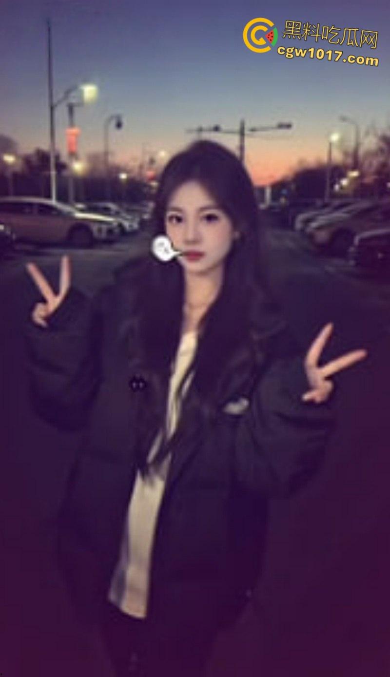 湖南长沙高颜母狗【赵莹】， 社交软件约炮被瓜友曝光，大屌后入爆操到失神，快射时主动张口求精液保养！  第3张