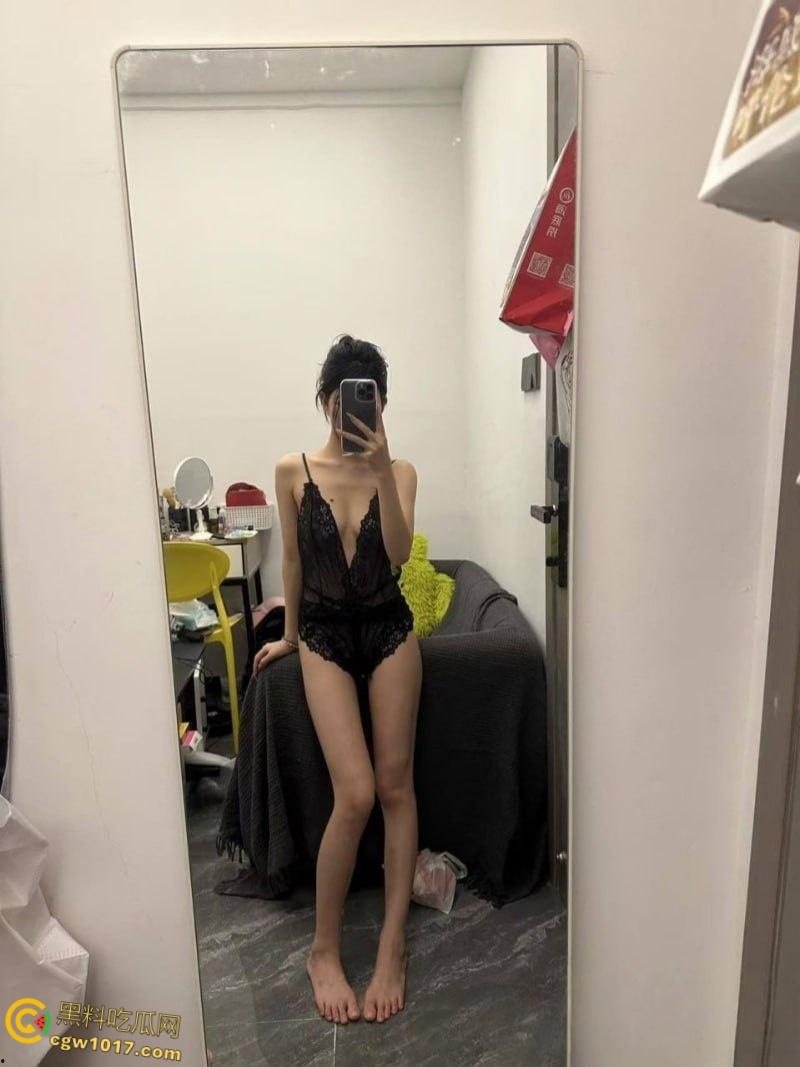 哈尔滨反差学妹【孙薇薇】跟男友做爱视频泄漏，跳蛋震颤骚穴淫水喷涌，清纯学妹床上骚浪无比！  第4张