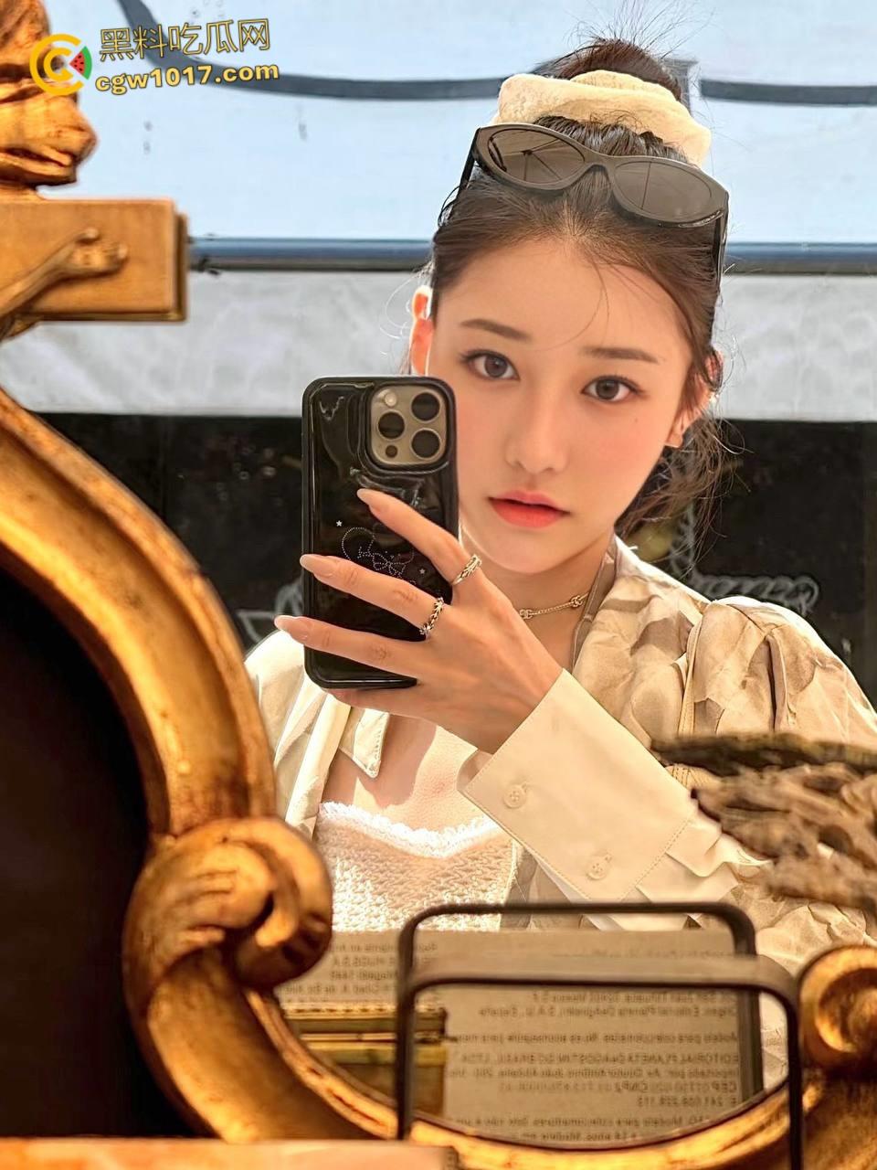 约炮大神【深情小K】，最新约操豹纹油光黑丝小网红，跪地口交深喉，多姿势无套猛操骚穴，淫叫连连！  第2张