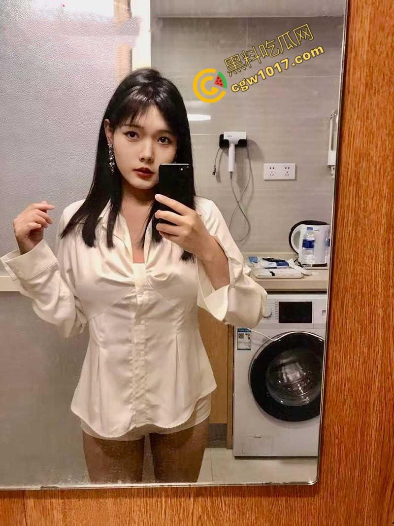 佛山白富美【陈佳涵】约炮视频曝光：体育生疯狂爆操堪比炮机，爆乳乱颤，嫩穴淫水四溢，各种姿势操得天昏地暗！  第4张