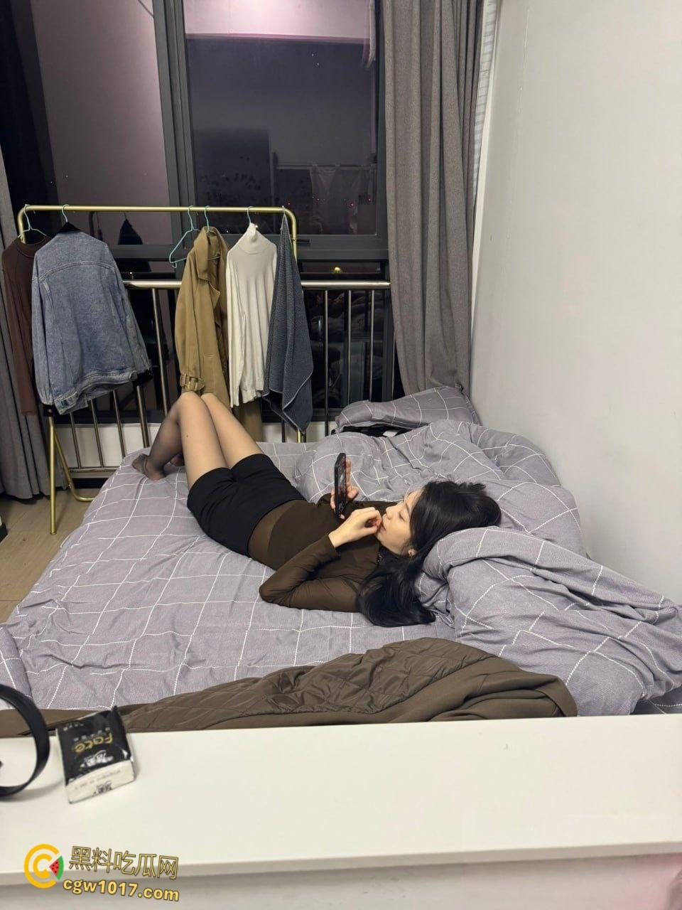 北京金杜律师事务所【刘芳华】与领导不雅视频泄漏，气质御姐身材极品，多体位爆操 反差母狗淫荡十足！  第3张