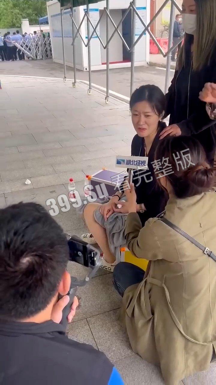 5.23 武汉汉阳弘桥小学  七岁孩子在校内遭老师开车碾压 后脑都压没了 校方拒绝提供监控 集体失声 家长集体讨说法 第1张