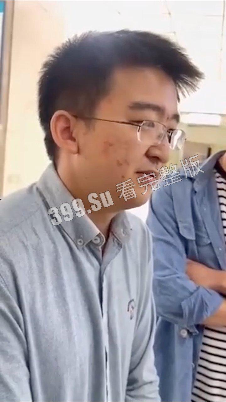 5.23 武汉汉阳弘桥小学  七岁孩子在校内遭老师开车碾压 后脑都压没了 校方拒绝提供监控 集体失声 家长集体讨说法 第3张