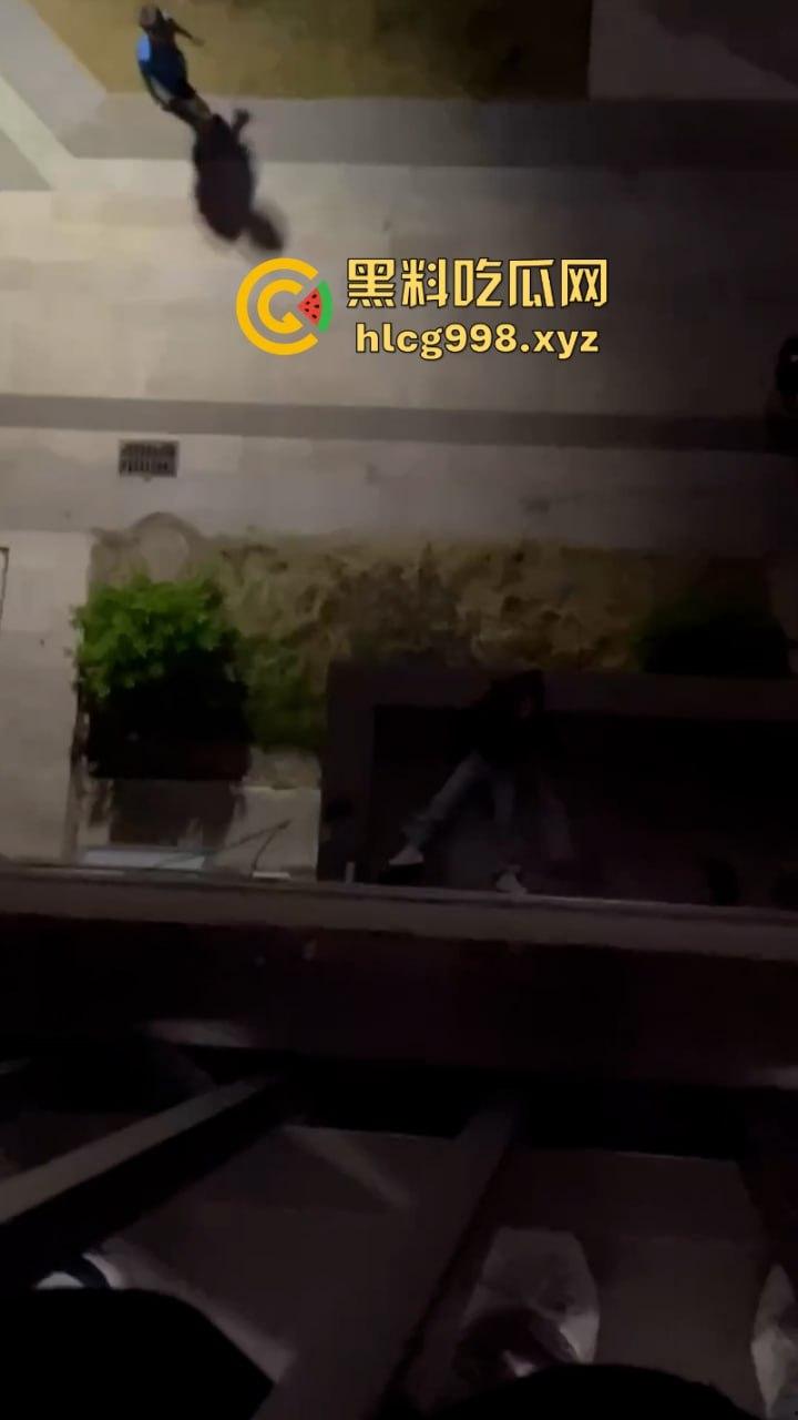 柳州机电一学生跳楼自杀 现场视频揭露真实原因 竟是连裤衩都赔干净了？？  第8张