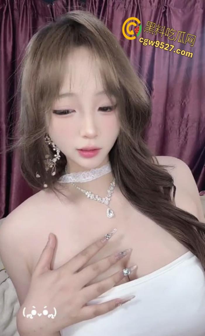 抖音巨乳网红【牛老师】，金主定制视频泄露，御姐女神跪舔水晶巨物，狂扣骚穴潮吹喷射爽炸 !  第5张