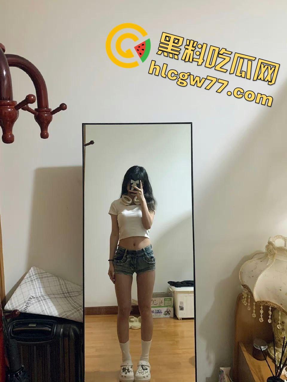 抖音【莉莉爱跳舞吖】被老板儿子当母狗！黑丝库里肉丝+狗链调教，初到社会的一节性课！  第5张