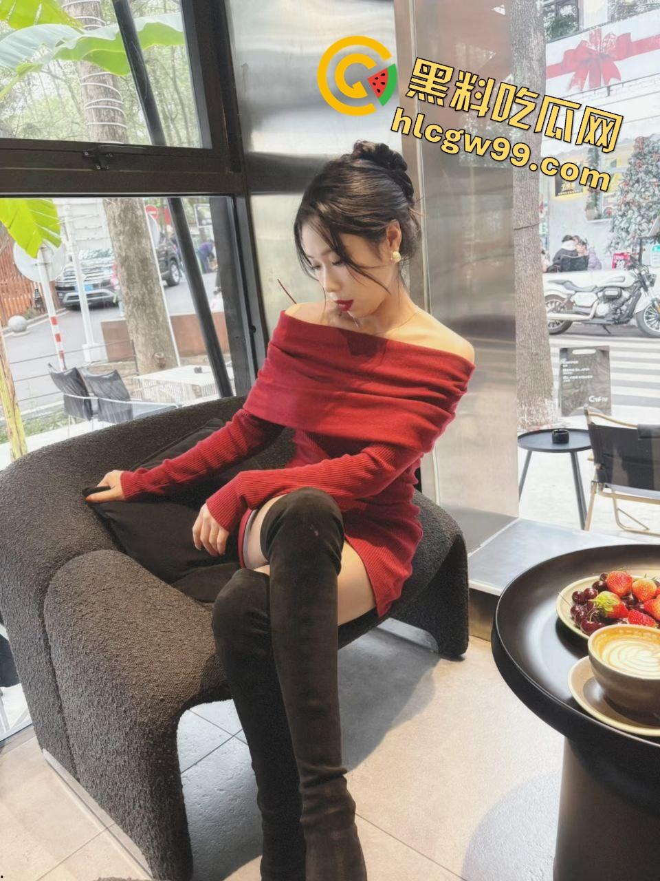 辽宁沈阳反差性感少妇【陈艳萍】私拍洗澡美奶娇躯，约炮大哥多体位爆干翘臀骚逼！独家曝光流出！  第3张