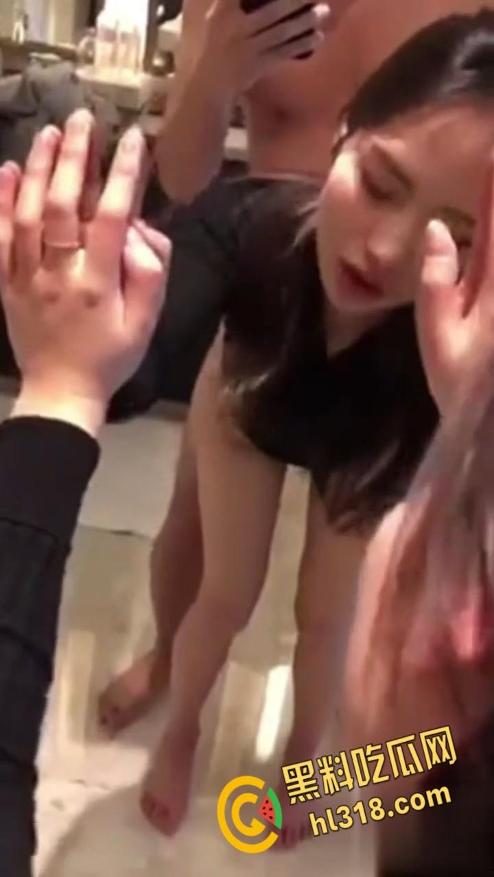 安徽合肥宝马女销售【史柯】，卖车还把自己给卖出去了，被客户酒店后入爆插，高潮喷水双腿颤抖到站不稳！  第6张