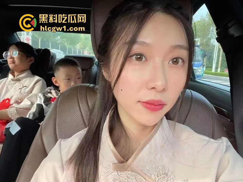 邯郸气质女神伴娘【陈紫萱】啪啪视频流出！高冷女王私下骚得不行，随便点钱都能拿下操！  第2张