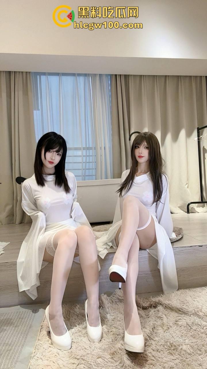 白丝萝莉X冷艳御姐幽灵娘，逆天美腿粉嫩小穴，小女同激情福利让直男兄弟抓心挠肝直呼浪费资源！  第14张