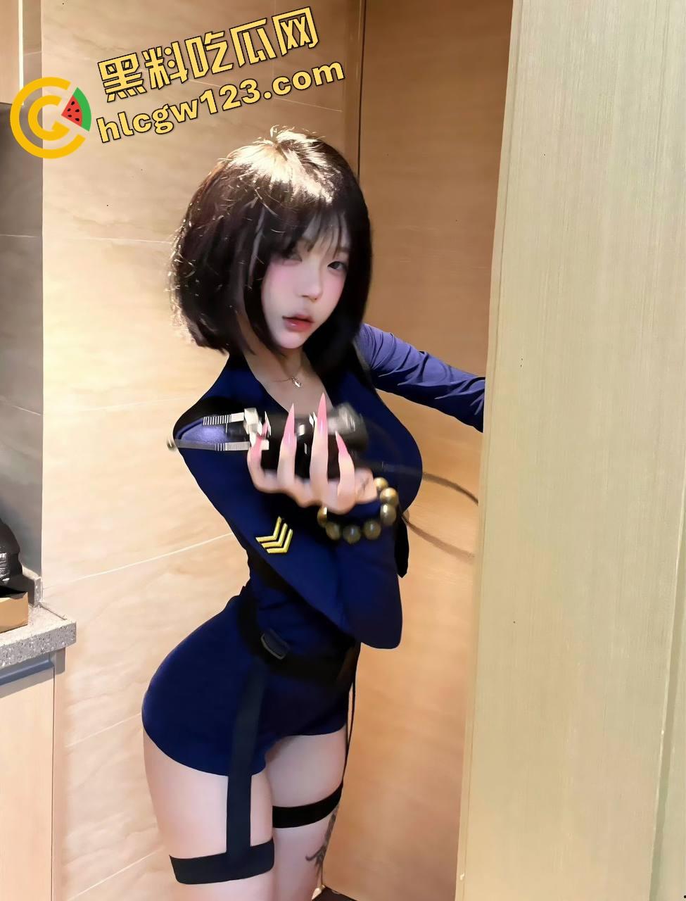 南宁性瘾舞蹈妹，腰软得像水蛇会夹逼，刚毕业的小母狗白天教课晚上看片自慰，独居发骚中！  第3张