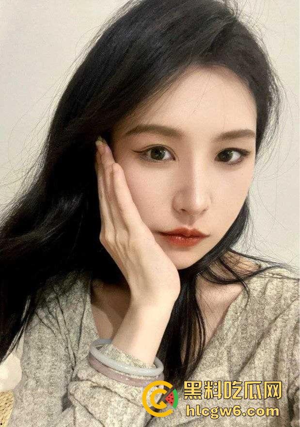 东营利华益集团绿帽换妻大爆炸 交警队『 安文娟』化身艾滋毒王 群交传染200多人 夫妻全家都遭殃！  第25张