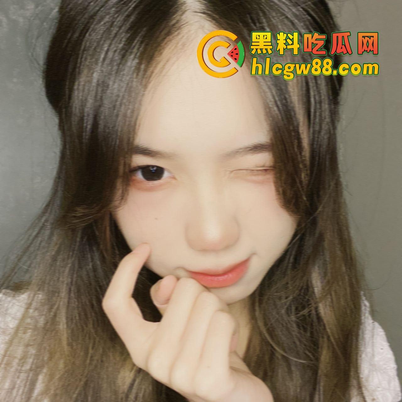 长沙学院御姐『田淑青』被调教成骚母狗，情趣装勾引男人猛吸鸡巴全套服务，露出楼道狠草汁水狂流！  第14张