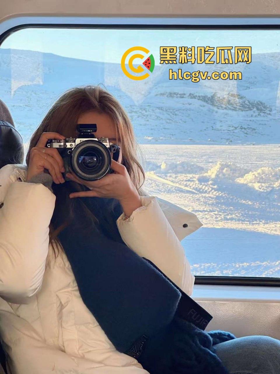 武汉大学极品学生妹【张丽娜】被富二代包养！白嫩翘臀骚劲十足，妥妥的豪门肉便器！  第9张