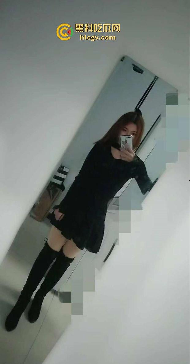 百度云惊现情侣口交后入泄密视频！清纯情侣私下骚得不行，展露隐藏的风骚一面！  第1张