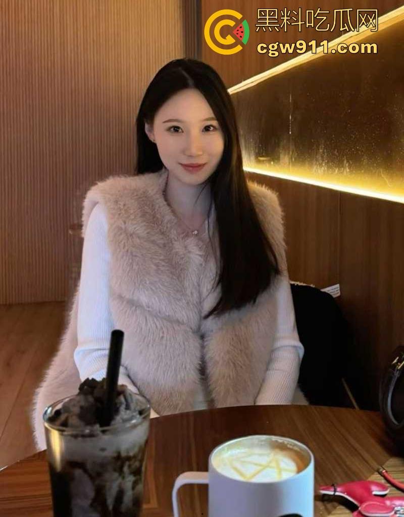 长沙理工校花【徐丽丽】约炮成瘾玩情趣调教，穿JK戴狗链被爆操颜射吞精，老淫贱了！  第4张