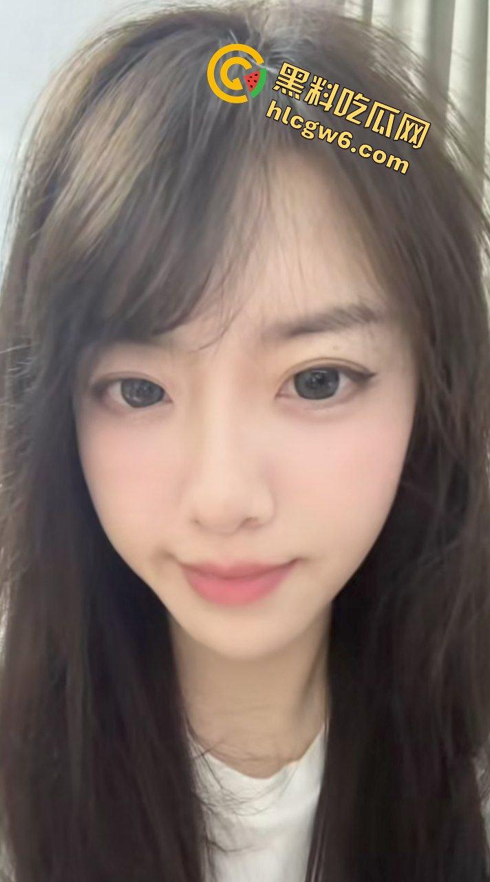 抖音21万粉极品身材御姐反差婊『阿别了』酒店黑丝骚臀抠逼 暴力后入淫荡直叫！原创独家曝光！  第3张