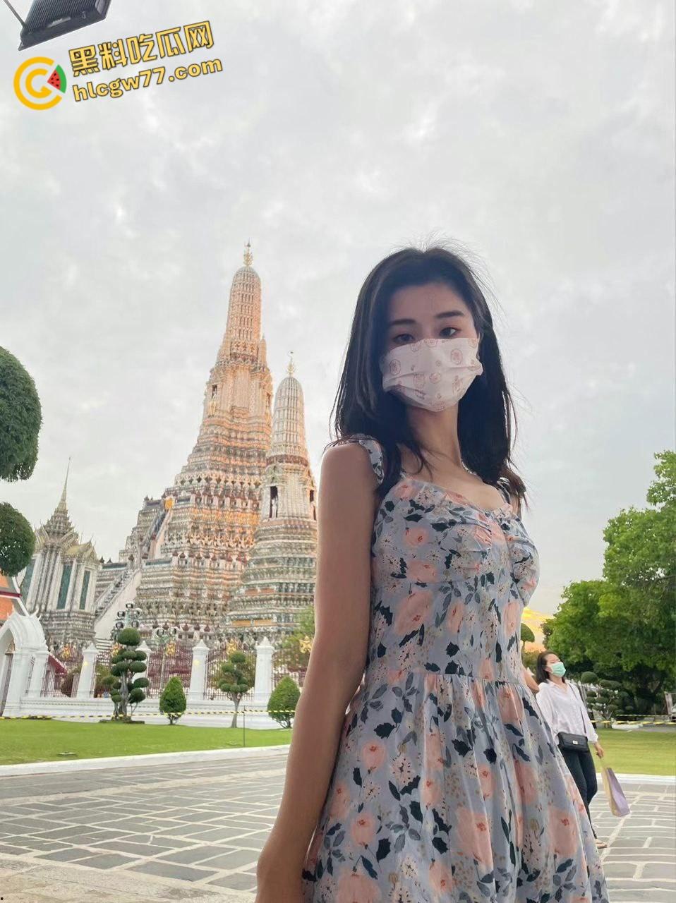 香港珠海学院反差婊 拜金女硕士【杨璐】 顶级母狗一个 背着男友做外围  学霸的性爱视频曝光 第2张