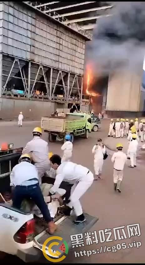 印尼 中苏拉威西省 中资镍加工工厂爆炸 尸体堆积如山 包括5名在内中国人13人死亡 另有38人受伤  第1张