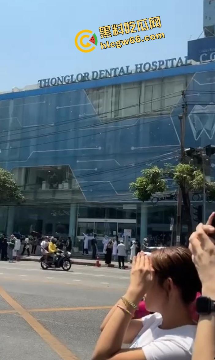 缅甸瓦城突发7.9级强震，中印孟老缅泰全体摇烂，泰国人民逃命式冲出大厦，猪仔们你们还好吗？  第12张