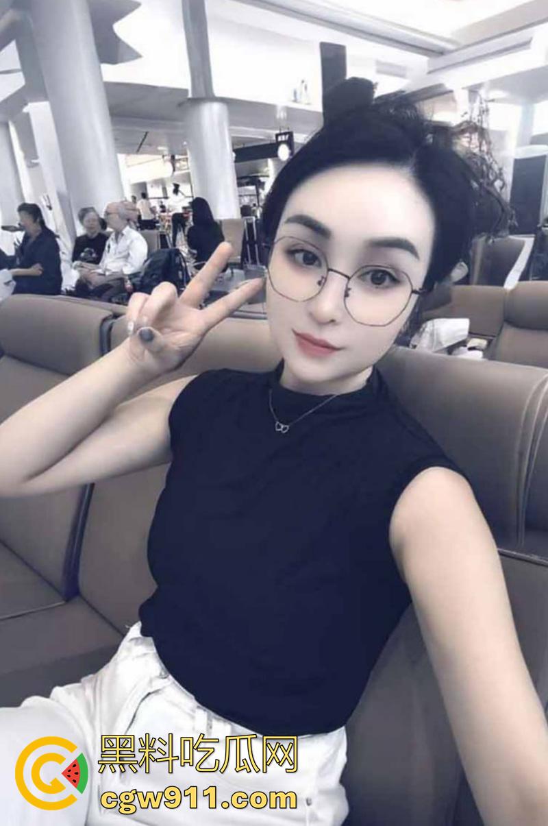 银川宁夏医科大学，附属医院护士【顾晓薇】被调教深喉，粗长大屌一口吞，肥臀后入臀浪狂涌！  第4张