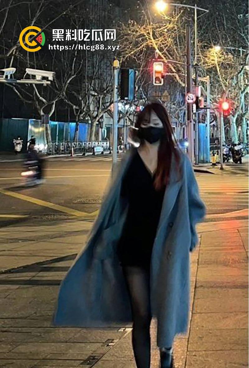 南京大学大四极品学姐【林亦如】到公司当实习会计 被老板潜规则玩弄 激情吃鸡射一脸，性爱自拍流出曝光！  第2张