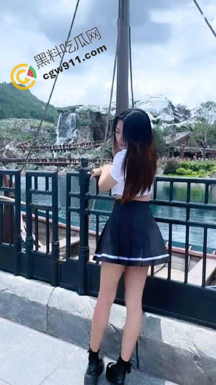 抖音网红【柠檬】的性爱视频流出！骚穴狂迎猛棒，前男友和兄弟疯狂3P，性感火辣身材，让你喷鼻血  第7张