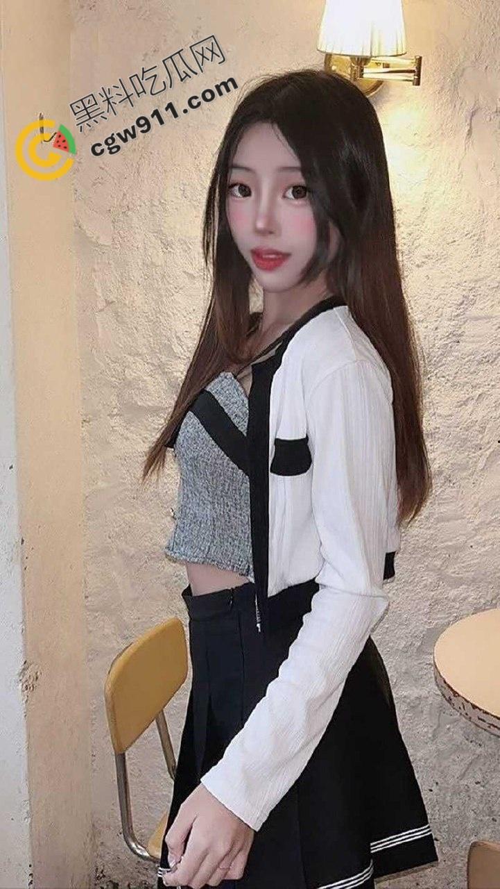 抖音网红【柠檬】的性爱视频流出！骚穴狂迎猛棒，前男友和兄弟疯狂3P，性感火辣身材，让你喷鼻血  第16张