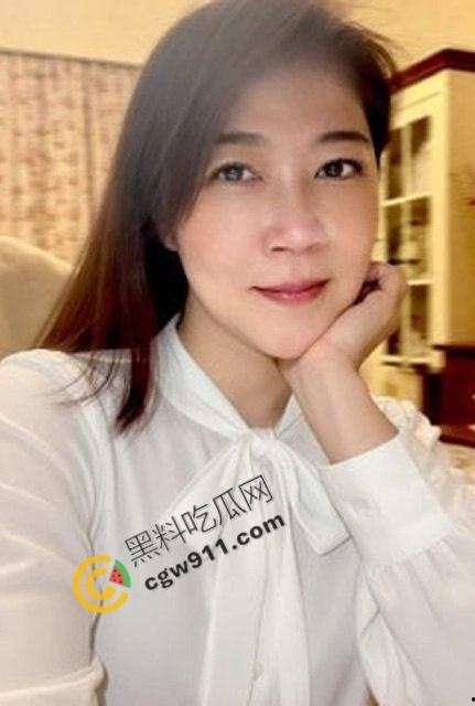 海角大神强上醉酒的妈妈！北京老哥语音通话指导我操老妈，刺激到老妈流水很多  第1张