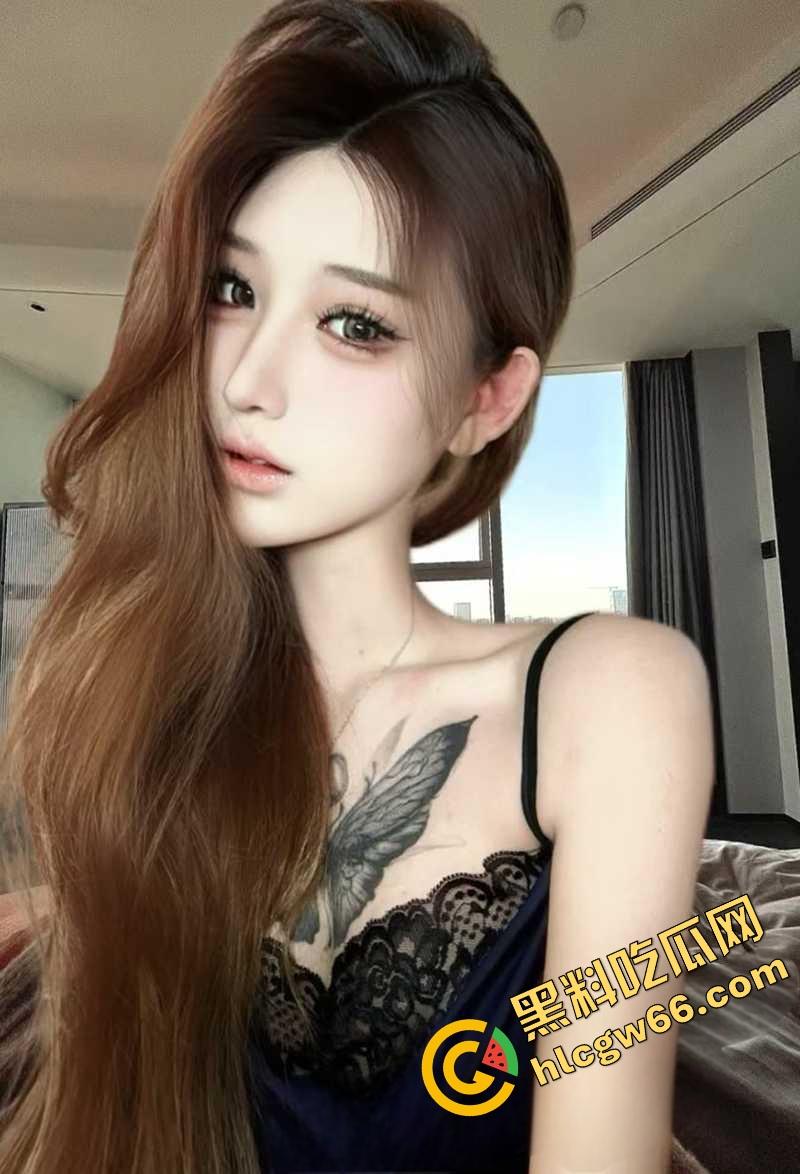 济南酒吧3P疯传,黑丝御姐当街搭讪被带走，前后双洞齐开被爆插成浪狗，骚叫声爽到抽搐！  第2张