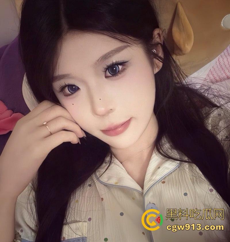 广东理工大学【魏莹】校花级别的女神，谁想到私下如此淫荡，穿各种制服与男友激情啪啪，黑丝肥臀遭大鸡巴猛捅 ！  第5张