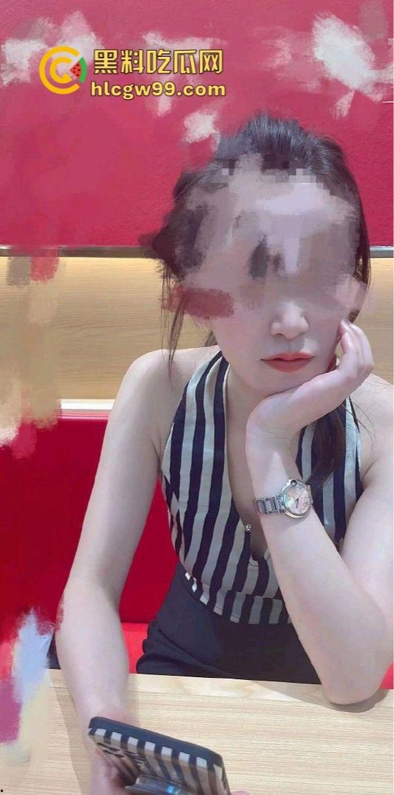 好吃不如饺子，好玩不过嫂子，厨房里得禁忌诱惑，极品瑜伽嫂子和小叔在大哥出差时激情四射，一炮直接上天！  第5张