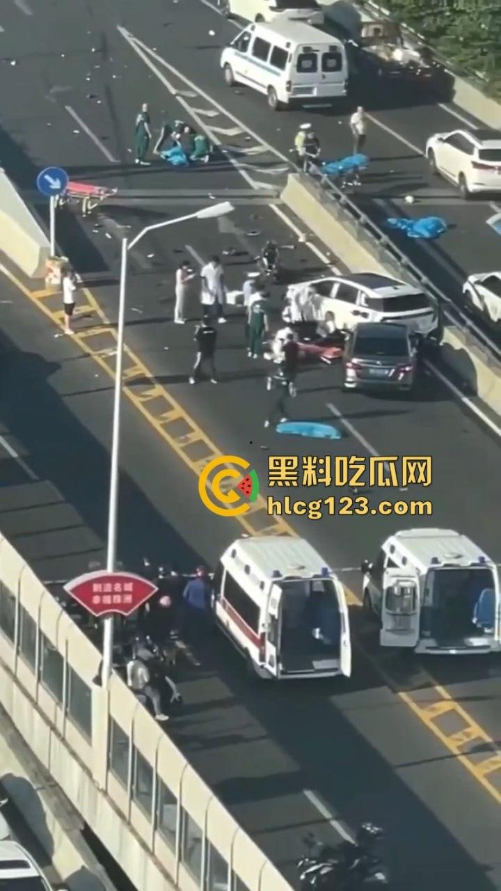 突发事件！6死7伤 湖南株洲芦淞大桥发生一起多车相撞交通事故致！  第7张