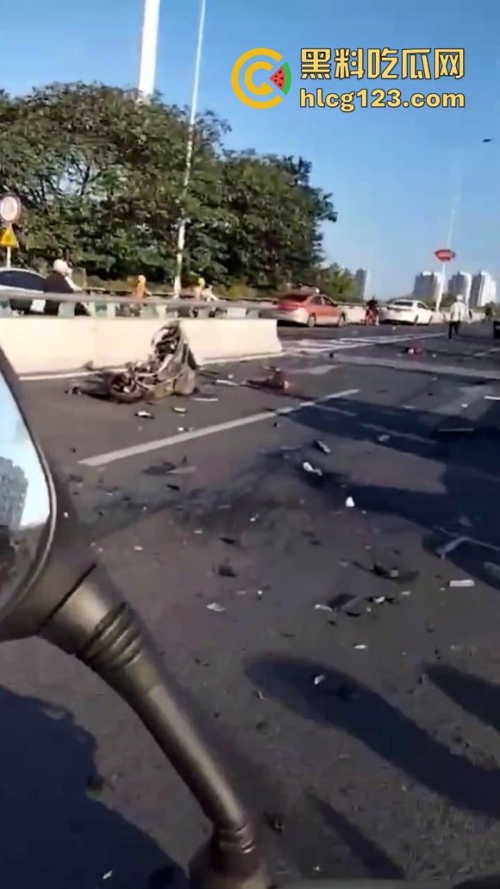 突发事件！6死7伤 湖南株洲芦淞大桥发生一起多车相撞交通事故致！  第8张