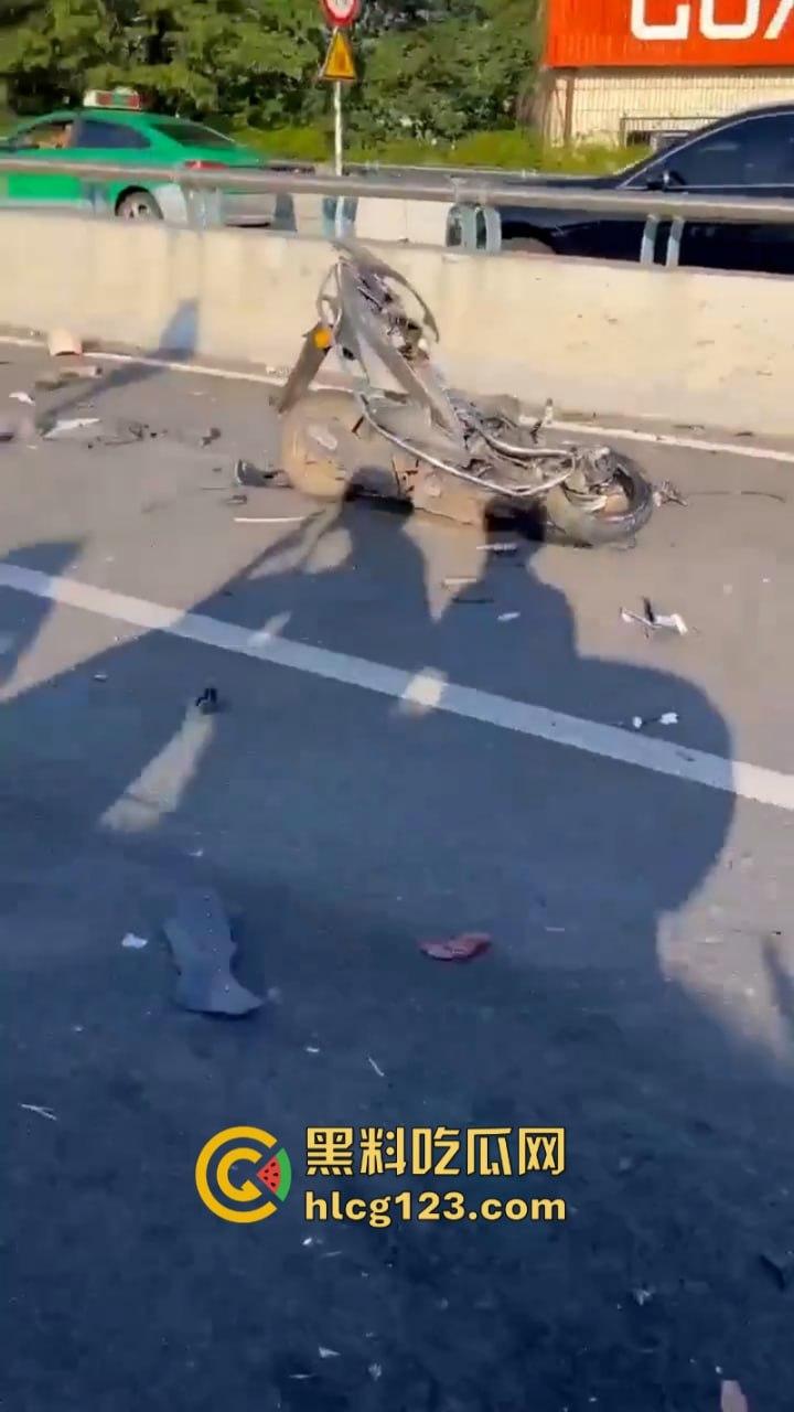 突发事件！6死7伤 湖南株洲芦淞大桥发生一起多车相撞交通事故致！  第10张