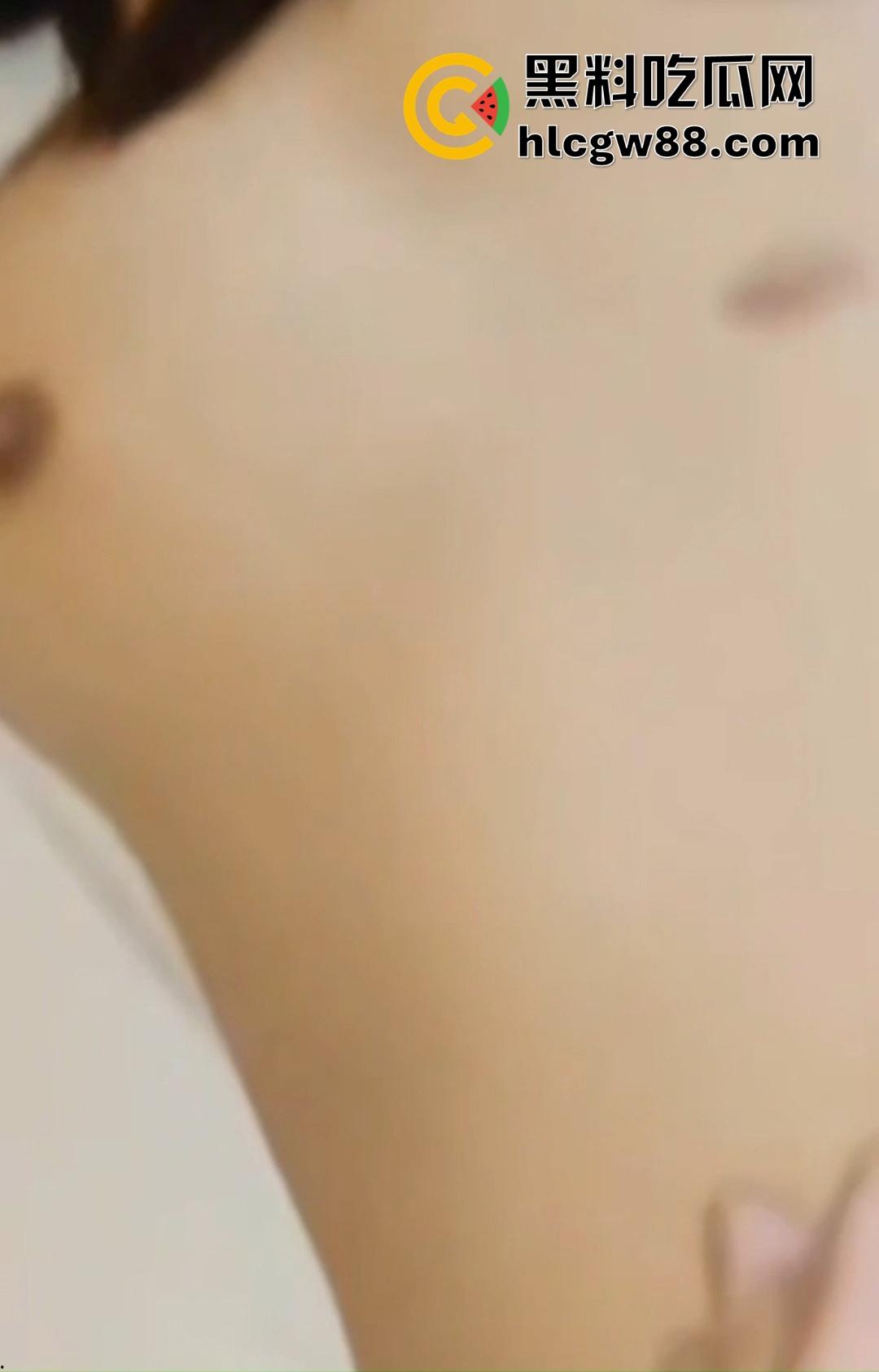 苏州吴江平望银行骚狗行长【姚力】为舔客户下药迷奸搞女员工，3P玩嗨药下猛了，把人搞进ICU抢命！  第12张